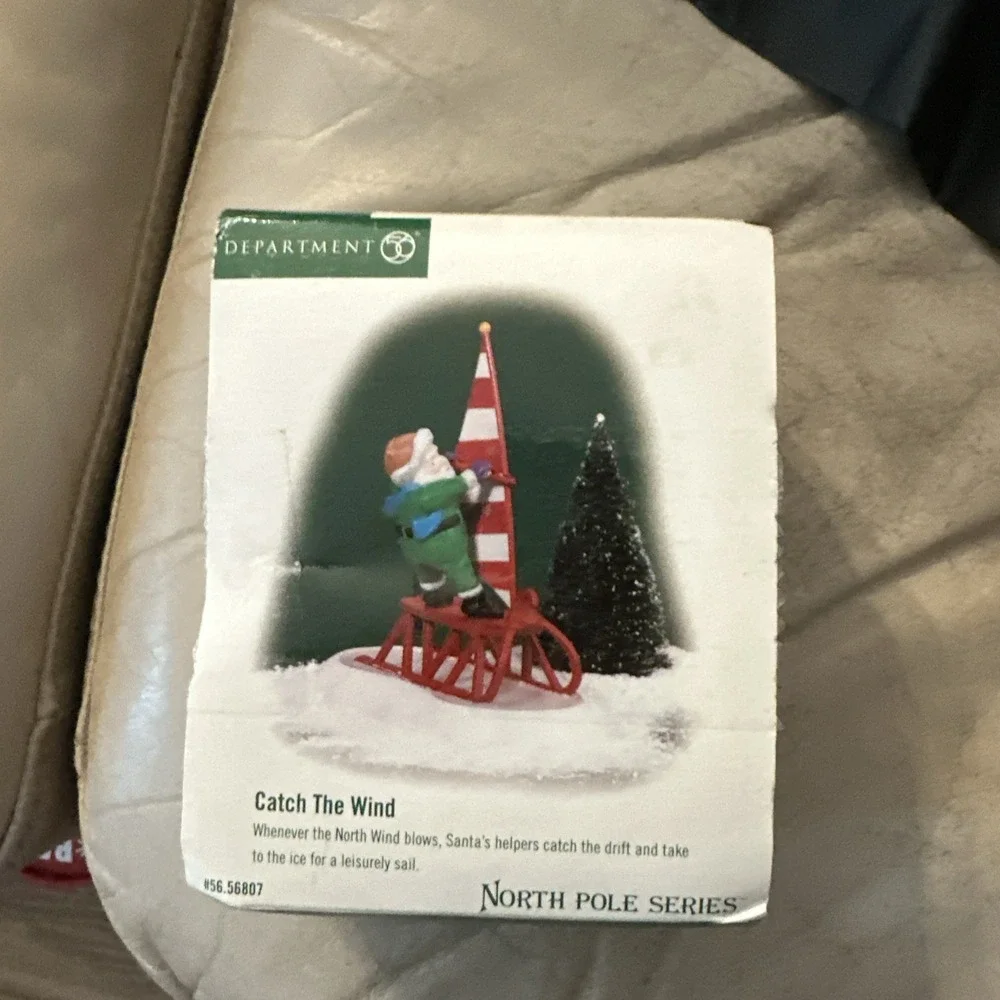 Dept 56 North Pole Series Catch the Wind #56.56807 NEW in Box retired 2002
